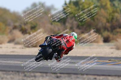 media/Dec-18-2022-SoCal Trackdays (Sun) [[8099a50955]]/Turn 7 Backside (1125am)/